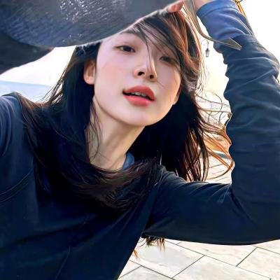 瓶中美人